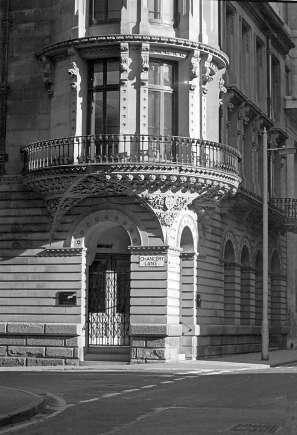 Brooks's  Bank (Lombard Chambers) 46-48 Brown Street, Manchester