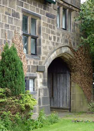 Gatehouse, No 30 Low Hills Lane, Lindley.