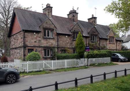 132-135 (consecutive) The Green, Worsley